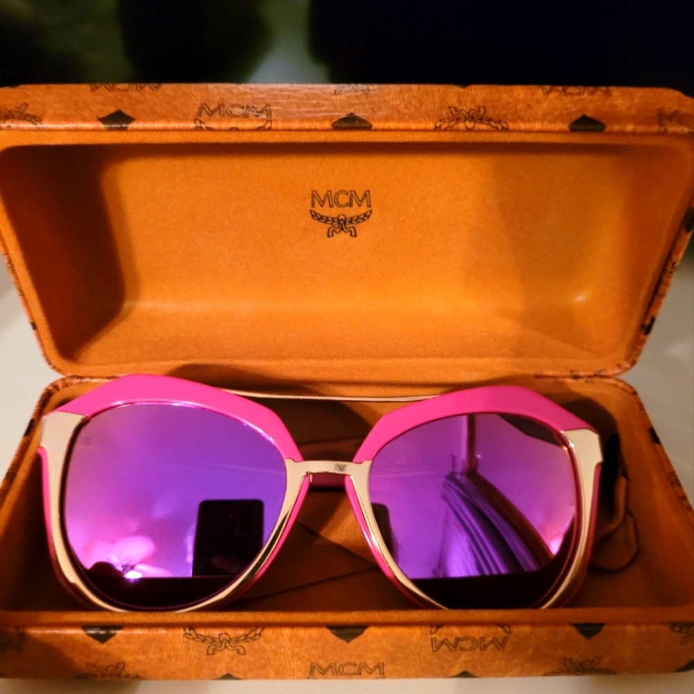 MCM SUNGLASSES WITH CASE